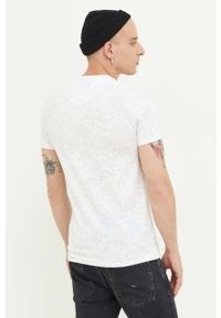 Hollister Co. t-shirt bawełniany kolor biały wzorzysty. Kolor: biały. Materiał: bawełna. Wzór: aplikacja. Styl: klasyczny #5