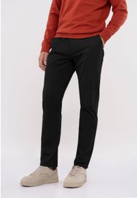 Volcano - Spodnie chino, Regular Fit, R-BORNI. Okazja: na co dzień. Kolekcja: plus size. Kolor: czarny. Materiał: elastan, dzianina, bawełna, materiał. Styl: casual, klasyczny