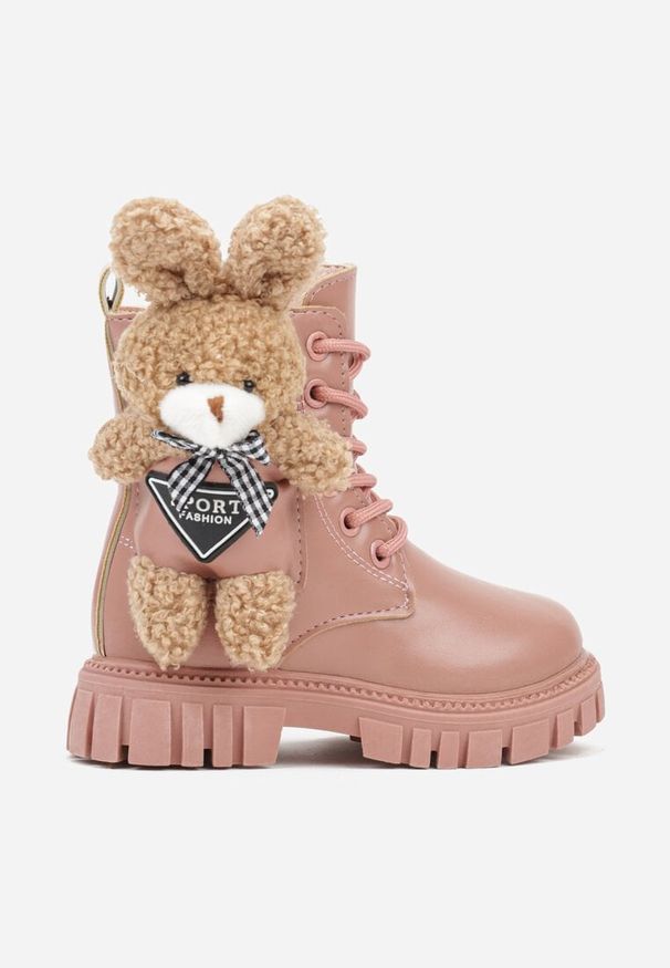 Born2be - Różowe Botki Typu Workery z Królikiem 3D Zozrise. Okazja: na co dzień. Kolor: różowy. Materiał: jeans. Styl: casual
