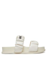 Armani Exchange Klapki XDP062 XV926 00894 Écru. Materiał: skóra