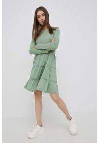 JDY sukienka kolor zielony midi rozkloszowana. Kolor: zielony. Materiał: tkanina. Typ sukienki: rozkloszowane. Długość: midi