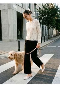 Sinsay - Ażurowa bluzka z długim rękawem - kremowy. Kolor: kremowy. Długość rękawa: długi rękaw. Długość: długie. Wzór: ażurowy #1