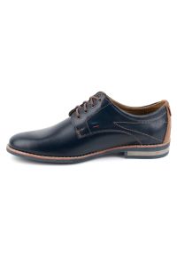 KOMODO Buty męskie skórzane eleganckie 825K granatowe niebieskie. Okazja: na co dzień. Kolor: niebieski. Materiał: skóra. Sezon: lato. Styl: elegancki #8