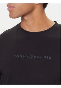 TOMMY HILFIGER - Tommy Hilfiger Longsleeve UM0UM03651 Czarny Regular Fit. Kolor: czarny. Materiał: bawełna. Długość rękawa: długi rękaw #5