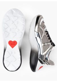 Love Moschino - Sneakersy damskie LOVE MOSCHINO JA15016G1GIQ1-01A. Okazja: na co dzień, na spacer, do pracy. Kolor: srebrny. Sport: turystyka piesza