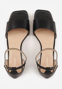 Born2be - Czarne Klasyczne Sandały na Niskim Słupku z Paskiem Wokół Kostki Ohirnys. Okazja: do pracy, na co dzień, na spotkanie biznesowe. Zapięcie: pasek. Kolor: czarny. Materiał: jeans. Obcas: na słupku. Styl: klasyczny #2