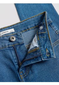 Reserved - Jeansy slim - niebieski. Kolor: niebieski #1