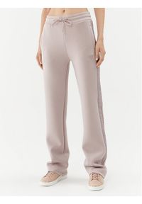 Guess Spodnie dresowe Brenda V3RB21 K7UW2 Beżowy Regular Fit. Kolor: beżowy. Materiał: wiskoza
