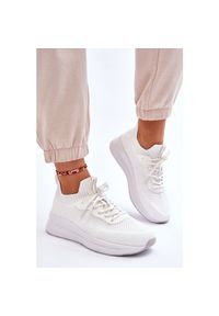 Damskie Wsuwane Sneakersy Cross Jeans LL2R4031C Białe. Okazja: na co dzień. Zapięcie: bez zapięcia. Kolor: biały. Materiał: materiał, tkanina. Szerokość cholewki: normalna #9