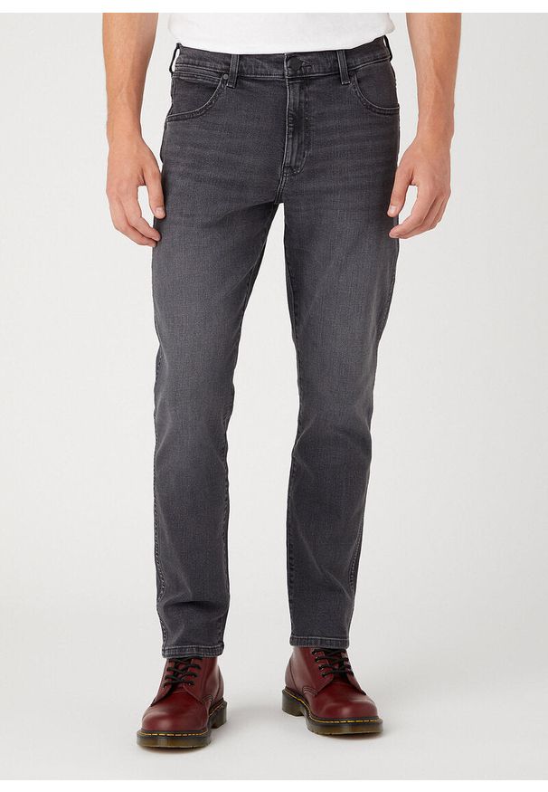 Męskie Spodnie Jeansowe Wrangler Larston Blackout W18S29Z79 112330748, W31 L34. Długość: długie