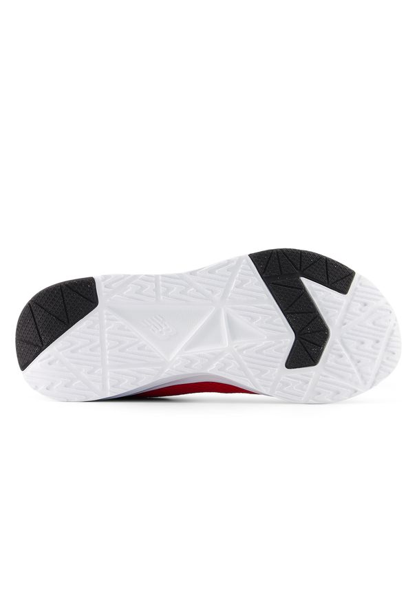 Buty dziecięce New Balance G578397 - czerwone. Kolor: czerwony. Materiał: guma, syntetyk, materiał. Szerokość cholewki: normalna. Sport: bieganie