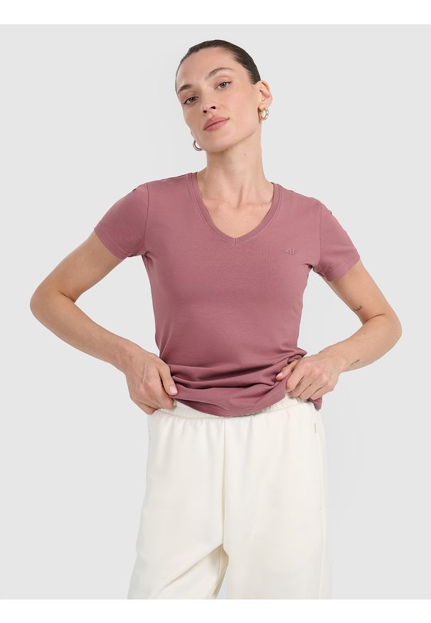 4f - 4F T-shirt slim gładki damski - różowy S. Okazja: na co dzień. Typ kołnierza: dekolt w serek. Kolor: różowy. Materiał: bawełna, skóra. Wzór: gładki. Styl: casual