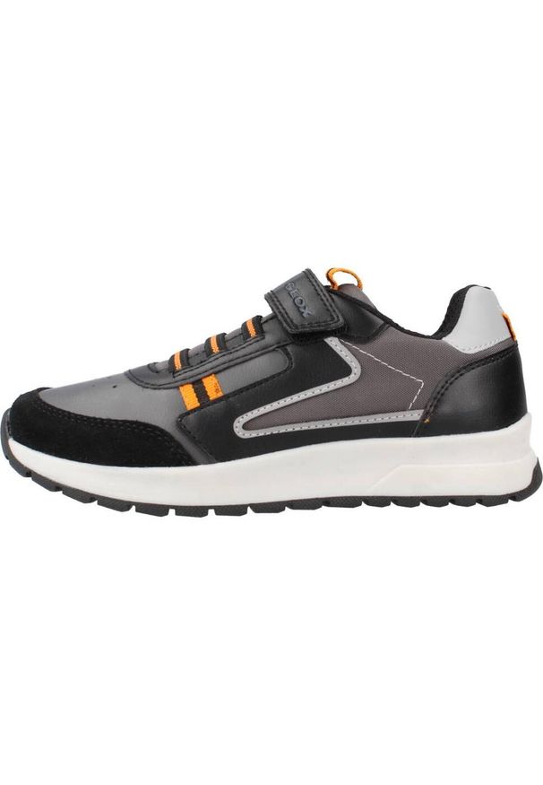Geox - Buty GEOX J BRIEZEE B. Szary. Kolor: szary. Materiał: syntetyk, tkanina. Sport: turystyka piesza