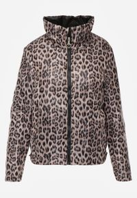 Renee - Czarna Pikowana Kurtka Dwustronna z Motywem Panterki i Naszywką Damike. Kolor: czarny. Wzór: motyw zwierzęcy, aplikacja. Sezon: wiosna #5