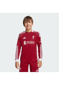 Adidas - Koszulka Liverpool FC 25/26 Long Sleeve Home Kids. Kolor: czerwony. Długość rękawa: długi rękaw. Długość: długie. Sport: piłka nożna