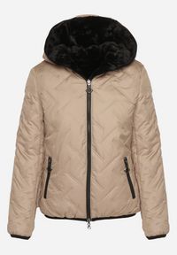 Born2be - Beżowa Pikowana Kurtka z Kapturem o Dwustronnym Kroju Tahalia. Okazja: na spacer. Typ kołnierza: kaptur. Kolor: beżowy. Materiał: dzianina, poliester, wełna, jeans, futro #7