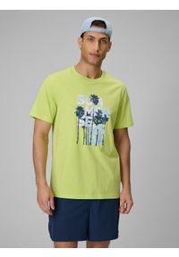 4f - 4F T-shirt oversize z nadrukiem męski - zielony S. Okazja: na co dzień. Kolor: zielony. Materiał: jersey, bawełna, materiał, dzianina. Wzór: nadruk. Styl: klasyczny, wakacyjny, elegancki, casual, sportowy #1