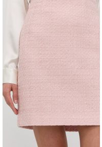 Marciano Guess spódnica kolor różowy mini prosta. Okazja: na co dzień. Kolor: różowy. Materiał: tkanina. Styl: casual
