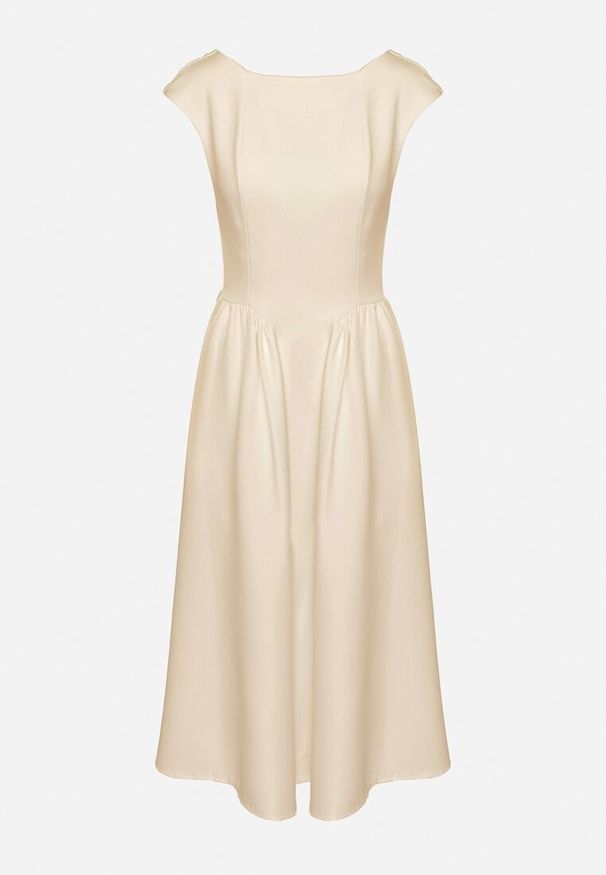 Born2be - Beżowa Sukienka o Rozkloszowanym Kroju z Wiązaniem i Dekoltem w Łódkę Aladriela. Okazja: na co dzień. Typ kołnierza: dekolt w łódkę. Kolor: beżowy. Długość rękawa: krótki rękaw. Sezon: wiosna, lato. Styl: casual, klasyczny