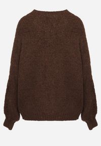 Born2be - Brązowy Sweter o Klasycznym Prostym Kroju z Domieszką Wełny i Wiskozy Sezisya. Okazja: na co dzień. Kolor: brązowy. Materiał: wełna, wiskoza. Długość rękawa: długi rękaw. Długość: długie. Wzór: aplikacja. Sezon: zima, jesień. Styl: klasyczny #5