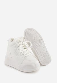 Renee - Białe Sneakersy na Grubej Podeszwie Mocno Ocieplane Futrem Leavinael. Okazja: na co dzień. Kolor: biały. Materiał: futro. Wzór: napisy. Obcas: na obcasie. Wysokość obcasa: średni #3