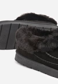 Born2be - Czarne Śniegowce na Grubej Podeszwie z Futerkiem i Przeszciami Linafra. Okazja: na co dzień. Kolor: czarny. Materiał: futro. Styl: casual, elegancki #4