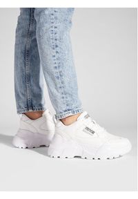 Versace Jeans Couture Sneakersy 75VA3SC2 Biały. Kolor: biały. Materiał: skóra #5