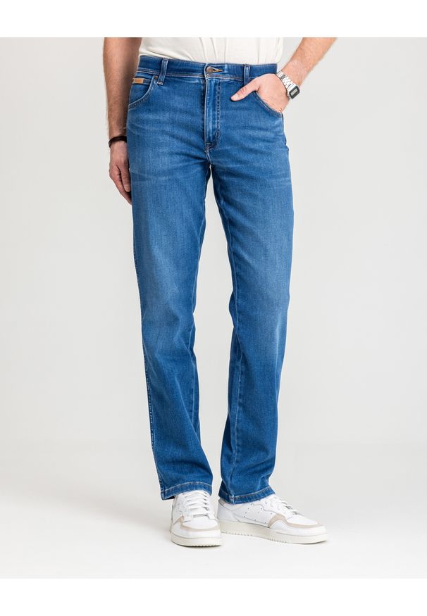 Wrangler - SPODNIE JEANSOWE MĘSKIE WRANGLER TEXAS RUSTIC 112352715. Okazja: do pracy, na co dzień. Sezon: lato. Styl: casual, klasyczny