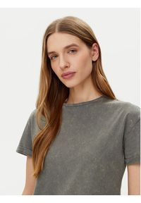 Noisy may - Noisy May T-Shirt Brandy 27033185 Szary Slim Fit. Kolor: szary. Materiał: bawełna