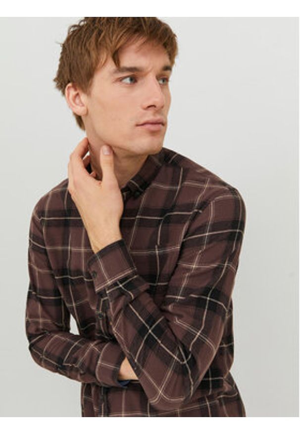 Jack & Jones - Jack&Jones Koszula 12235982 Brązowy Slim Fit. Kolor: brązowy. Materiał: bawełna