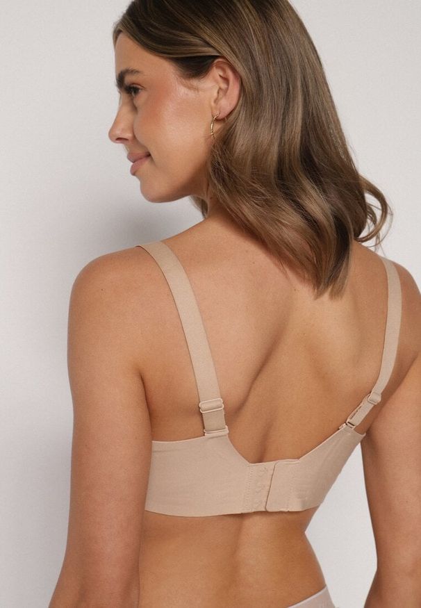 Born2be - Beżowy Gładki Biustonosz Klasyczny Idahlina. Kolor: beżowy. Wzór: gładki