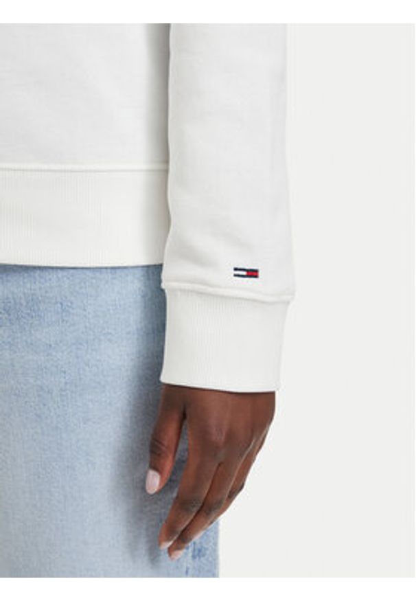 Tommy Jeans Bluza Heritage Logo DW0DW22821 Biały Regular Fit. Kolor: biały. Materiał: bawełna