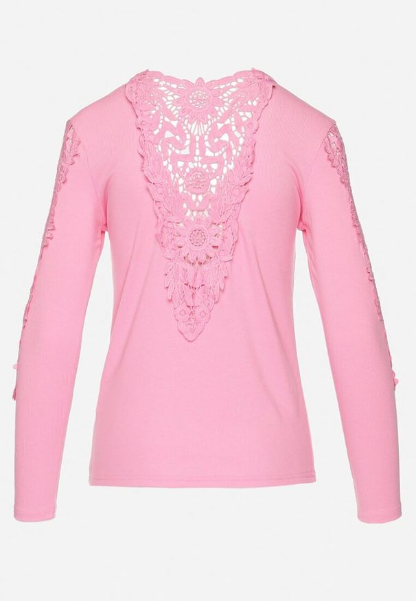 Born2be - Różowa Bluzka z Ażurową Koronką na Rękawach i Plecach Ailrenia. Kolor: różowy. Materiał: koronka. Długość rękawa: długi rękaw. Długość: długie. Wzór: ażurowy, koronka