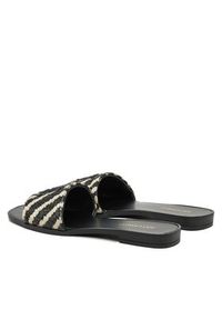 Just Cavalli Klapki Elsie78RA3S91 ZSC05 Czarny. Kolor: czarny. Materiał: skóra