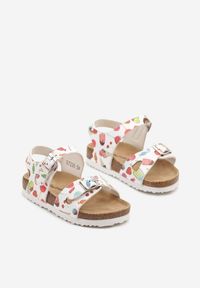 Born2be - Białe Sandały z Ozdobnymi Klamrami Zireliae. Okazja: na co dzień. Zapięcie: klamry. Kolor: biały. Sezon: lato. Styl: casual, elegancki