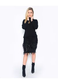 CRISTINAEFFE MILANO - Czarna spódnica z piórami. Okazja: na co dzień. Kolor: czarny. Materiał: materiał. Wzór: aplikacja. Styl: klasyczny, casual #6