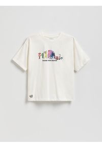 Reserved - T-shirt z nadrukiem Inside Out - złamana biel. Materiał: dzianina, bawełna. Wzór: nadruk #1