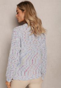 Renee - Jasnoniebieski Sweter z Kolorową Grubo Plecioną Nicią Ivarea. Kolor: niebieski. Wzór: kolorowy. Sezon: jesień, zima #5