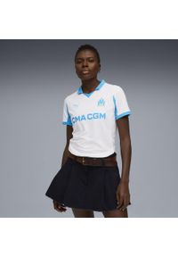 Puma - Damska koszulka domowa Olympique Marsylia 25/26 PUMA White Bleu Azur Blue. Kolor: niebieski, wielokolorowy, biały. Sport: piłka nożna