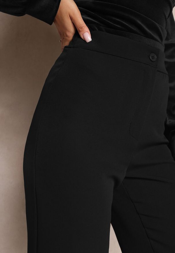 Renee - Czarne Szerokie Spodnie Materiałowe High Waist Dinnes. Stan: podwyższony. Kolor: czarny. Materiał: materiał. Wzór: gładki