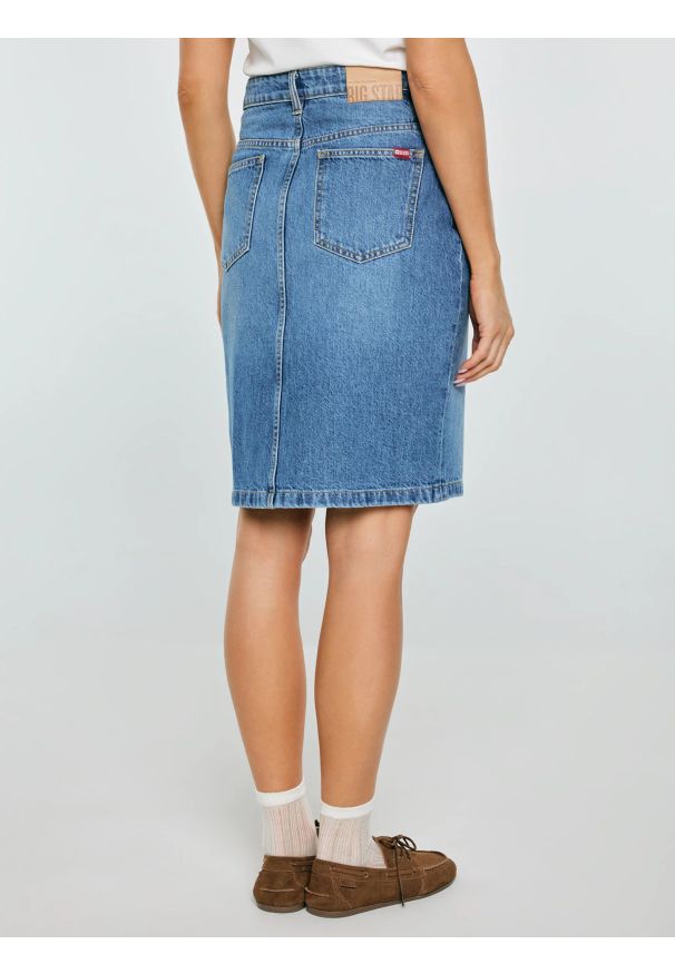 Big-Star - Spódnica damska jeansowa mini niebieska Zoe 462. Okazja: na co dzień. Kolor: niebieski. Materiał: jeans. Styl: casual, klasyczny