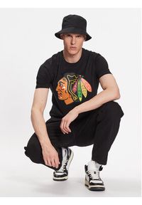 47 Brand T-Shirt NHL Chicago Blackhawks Imprint '47 Echo Tee HH004TEMIME544230JK Czarny Regular Fit. Kolor: czarny. Materiał: bawełna