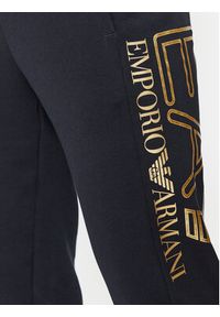 EA7 Emporio Armani Spodnie dresowe 6RPP90 PJSHZ 0208 Czarny Regular Fit. Kolor: czarny. Materiał: bawełna #3