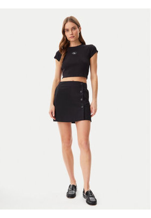 Calvin Klein Jeans Spódnica mini J20J225328 Czarny Regular Fit. Kolor: czarny. Materiał: syntetyk