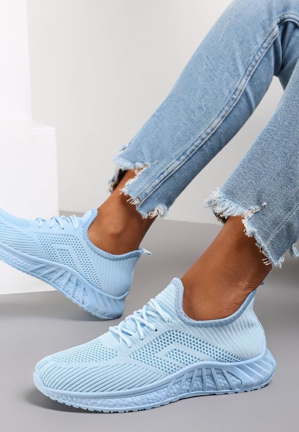 Renee - Niebieskie Buty Sportowe Bemostom. Okazja: na co dzień, na spacer. Kolor: niebieski. Materiał: jeans. Sport: turystyka piesza, fitness