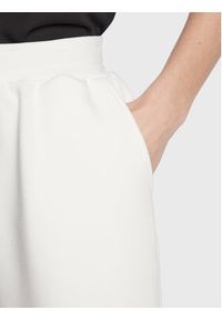 Gaudi Jeans Spodnie dresowe 311BD24008 Biały Regular Fit. Kolor: biały. Materiał: dresówka, syntetyk