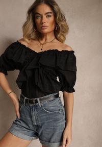 Renee - Czarna Bluzka z Falbankami i Bufiastymi Rękawami Aliviera. Okazja: na co dzień. Typ kołnierza: kołnierz z falbankami. Kolor: czarny. Materiał: jeans. Styl: elegancki, casual