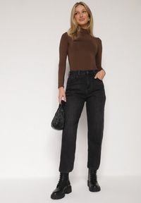 Born2be - Czarne Jeansy Mom Fit z Wysokim Stanem z Domieszką Wiskozy Aclonna. Okazja: na co dzień. Stan: podwyższony. Kolor: czarny. Styl: casual, elegancki #5