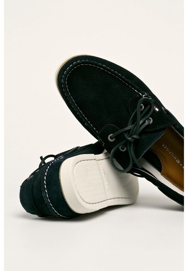TOMMY HILFIGER - Tommy Hilfiger - Mokasyny skórzane. Nosek buta: okrągły. Zapięcie: sznurówki. Kolor: niebieski. Materiał: skóra