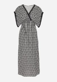 Born2be - Czarno-Biała Bawełniana Sukienka Rozkloszowana z Koronkowymi Wstawkami Laniwena. Kolor: czarny. Materiał: bawełna, koronka. Sezon: lato #4